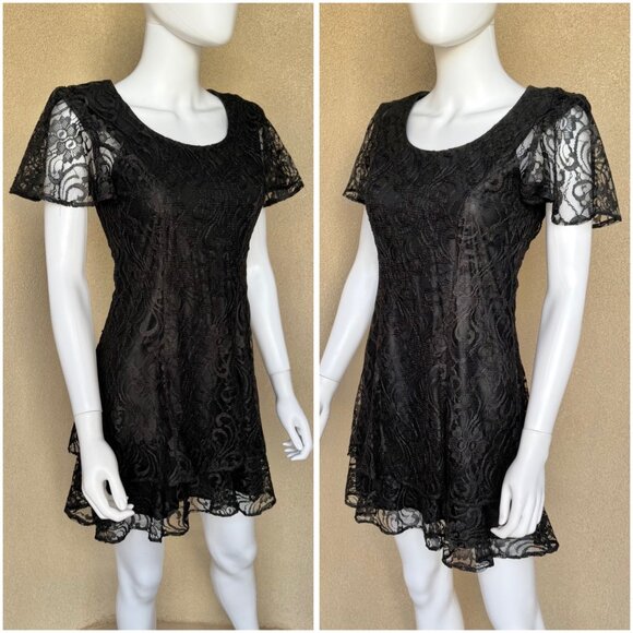 🖤Whimsigoth 90s Black Lace Mini Dream Dress🖤 - Picture 4 of 9